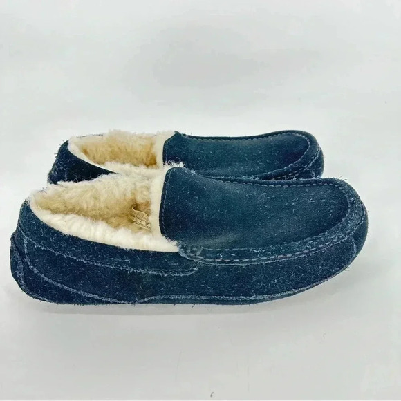UGG Ascot slippers suede with shearling lining - Picture 1 of 7